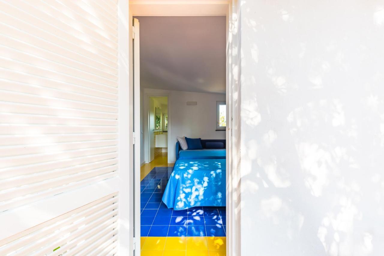 Capri Turquoise By Napoliapartments ภายนอก รูปภาพ