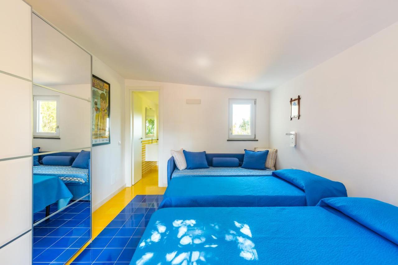 Capri Turquoise By Napoliapartments ภายนอก รูปภาพ