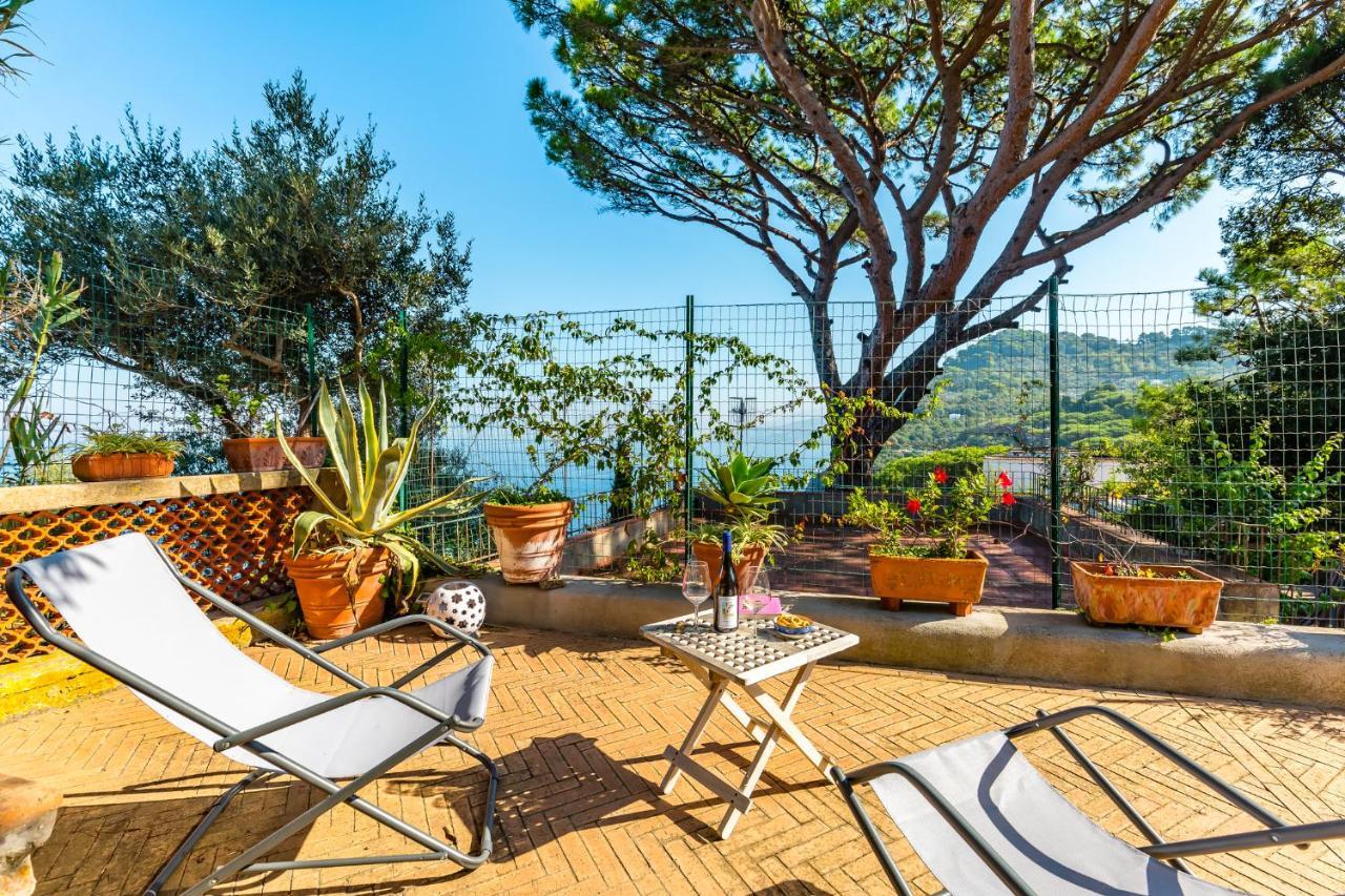 Capri Turquoise By Napoliapartments ภายนอก รูปภาพ