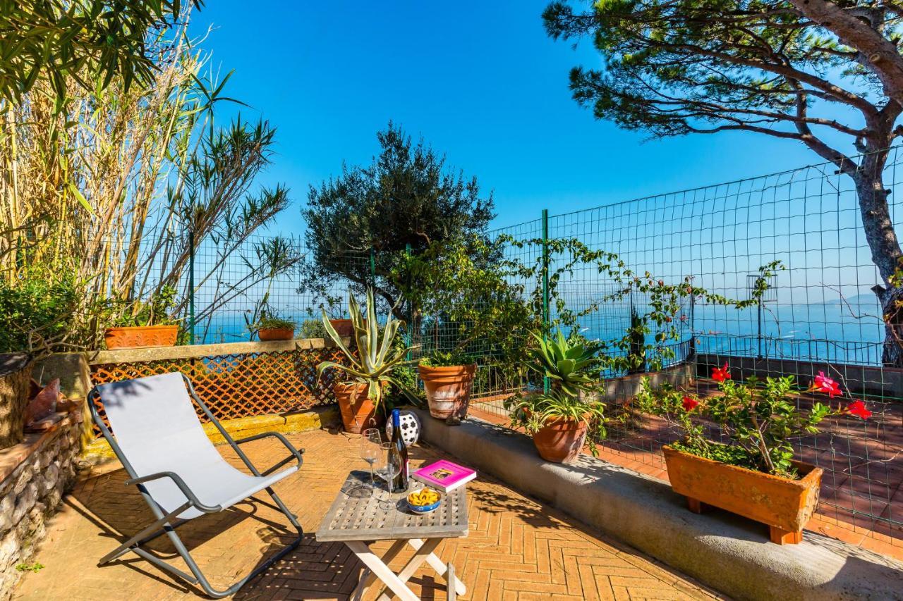Capri Turquoise By Napoliapartments ภายนอก รูปภาพ