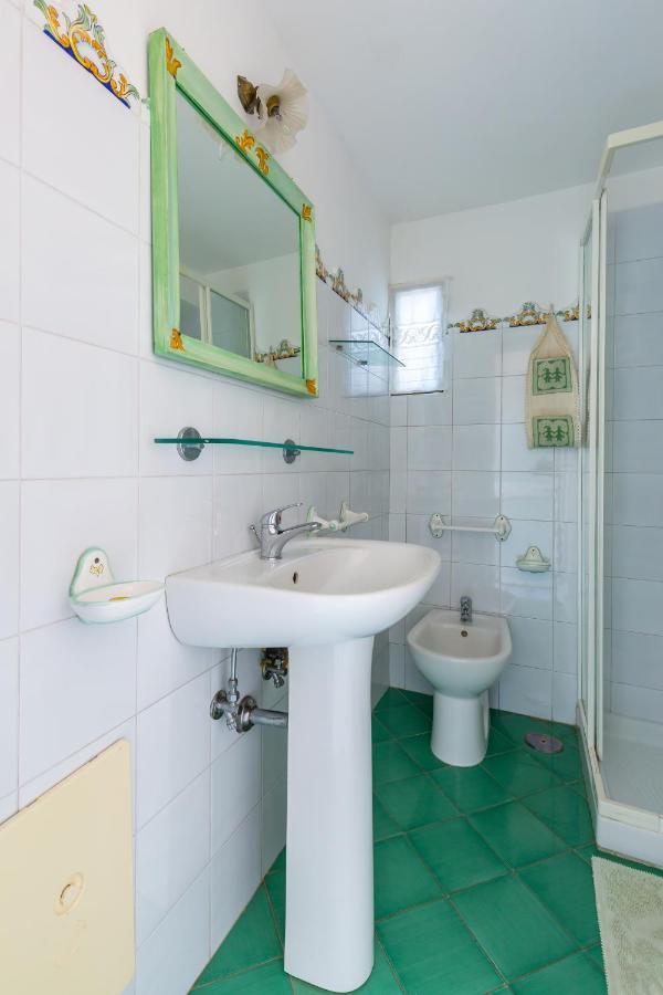 Capri Turquoise By Napoliapartments ภายนอก รูปภาพ