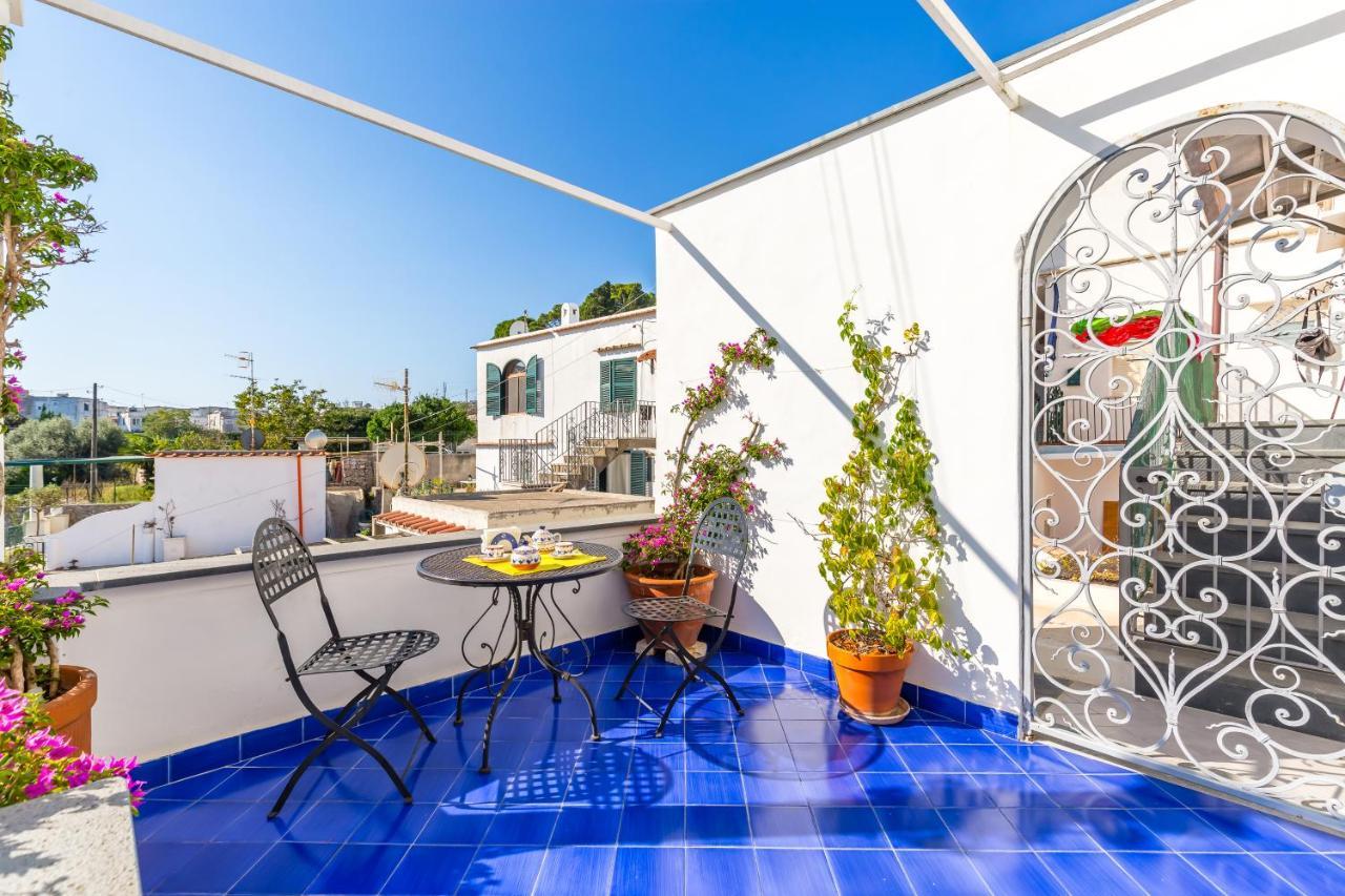 Capri Turquoise By Napoliapartments ภายนอก รูปภาพ