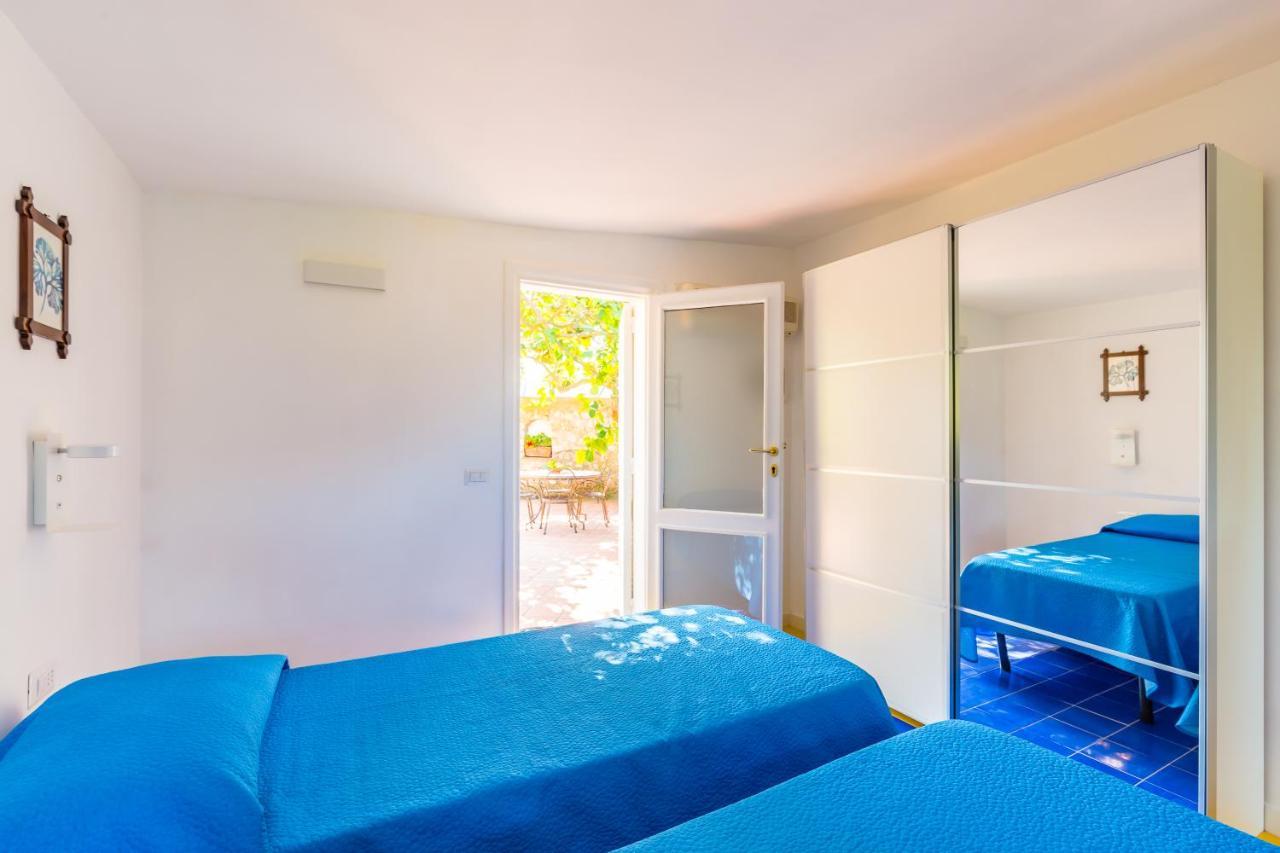 Capri Turquoise By Napoliapartments ภายนอก รูปภาพ