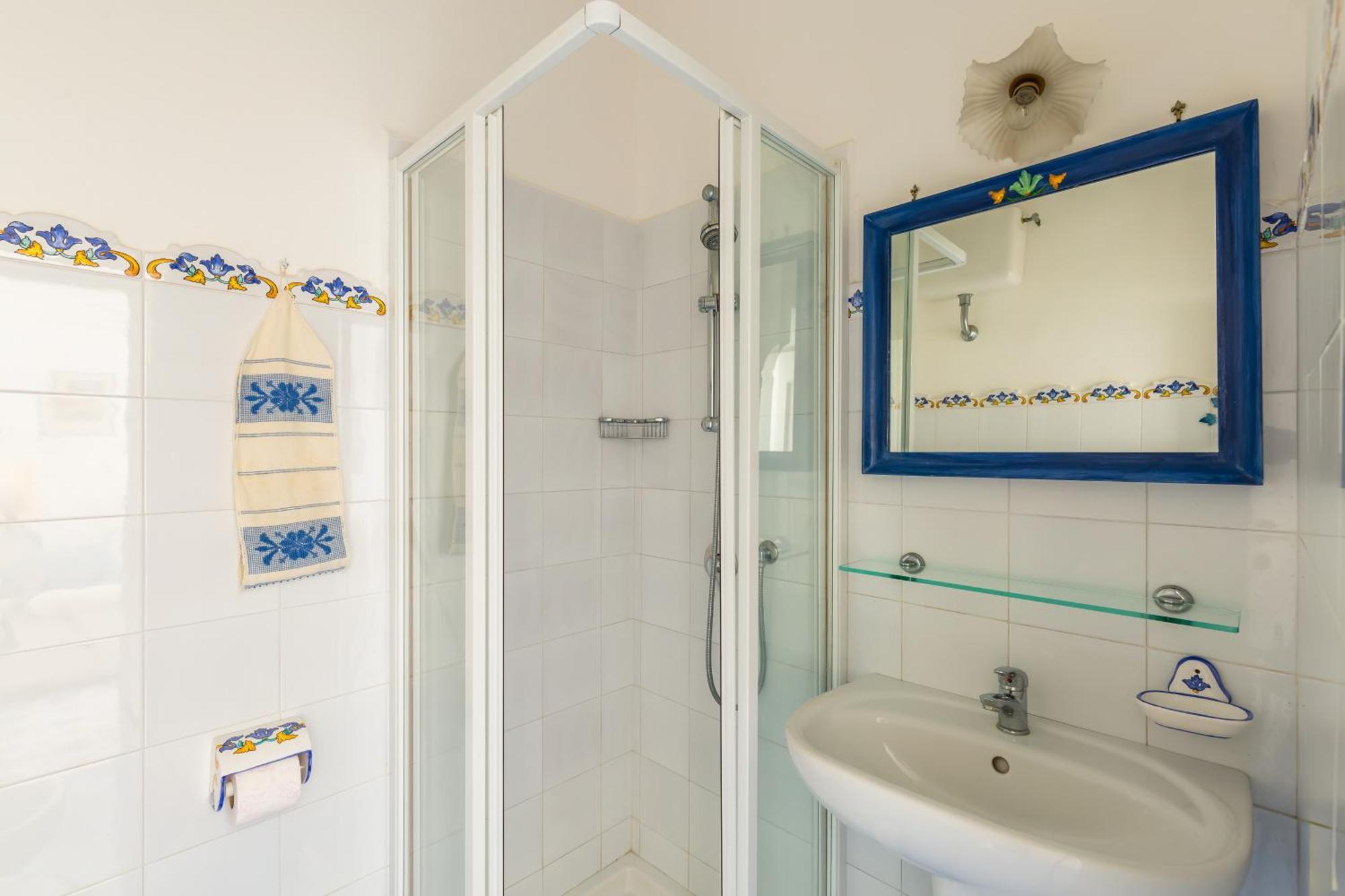 Capri Turquoise By Napoliapartments ภายนอก รูปภาพ